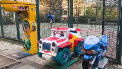 Bağcılar’da parkta dehşet: 5 çocuk elektrik akımına kapıldı!