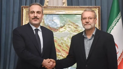 İran’dan Hakan Fidan’a Türkçe karşılama: Kendi evinize hoş geldiniz