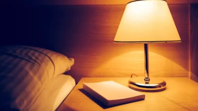 Gece lambasıyla uyumanın perde arkasındaki tehlike