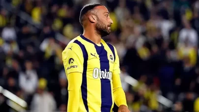 Cenk Tosun Almanya’da ameliyat oldu