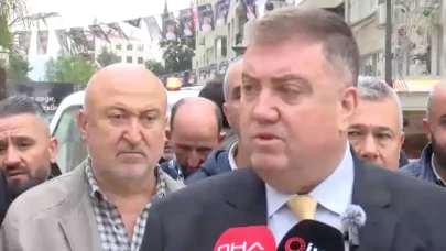 İzmirli taksicilerden korsan taşımacılık reklamlarına tepki