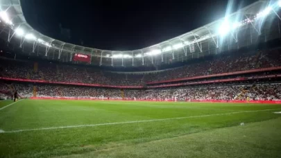 Millilerimiz, yarı final maçında Romanya ile İstanbul'da karşılaşacak