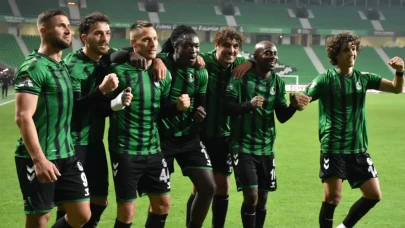Sakaryaspor, Hatayspor’u 3 golle geçti