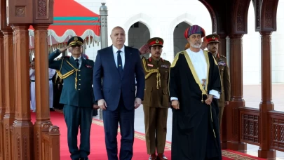 Lübnan Cumhurbaşkanı Avn’a Maskat’ta resmi tören