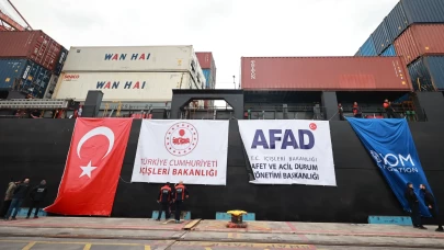 Sudan’a 10 bin çadır taşıyan yardım gemisi Mersin'den yola çıktı