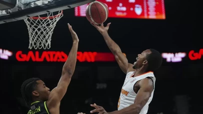 Galatasaray Basketbol'dan farklı galibiyet