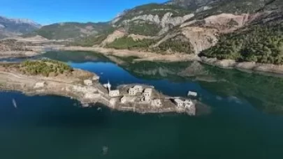 11 yıl önceki 'hayalet köy' geri döndü