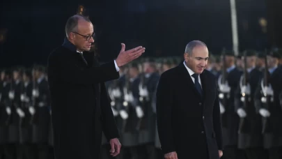 Ermenistan Başbakanı Nikol Paşinyan, Almanya Başbakanı Friedrich Merz ile Berlin'de bir araya geldi