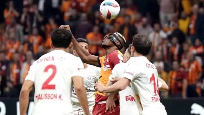 Antalyaspor-Galatasaray maçında ilk 11'ler belli oldu