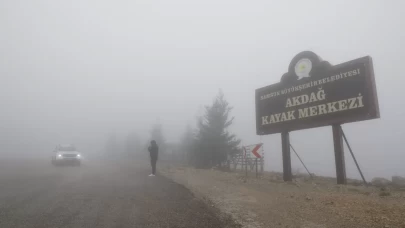 Ladik Akdağ Kayak Merkezi sisle kaplandı