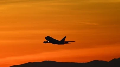 Hindistan’da yolcu uçaklarına GPS sahteciliği ve navigasyon paraziti uyarısı