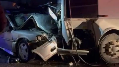 Balıkesir'de feci kaza