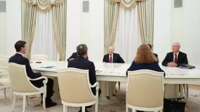 5 saatlik ''barış'' zirvesi! İlk açıklama Rusya'dan geldi