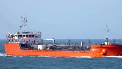 Karadeniz'de bir gemiye daha saldırı