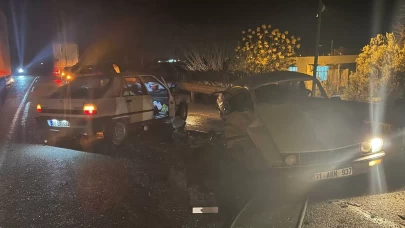 Osmaniye'de iki otomobil çarpıştı: 1 ölü, 2 yaralı