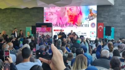Sarıçam’da Âşıklar Güz Şöleni: Başkan Uludağ “Âşık Kültürü, milletimizin edebi ve ebedi yürüyüşüdür”