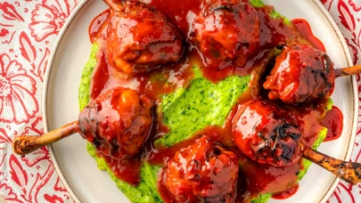 Lolipop tavuk sofraları sallıyor