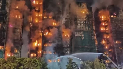 Hong Kong'da yangın faciası