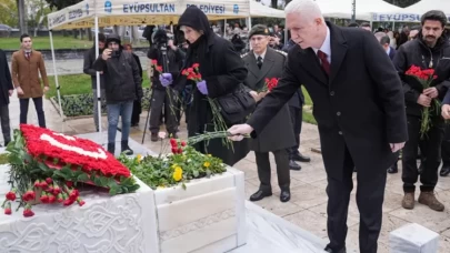 Milli şair Mehmet Akif Ersoy kabri başında anıldı