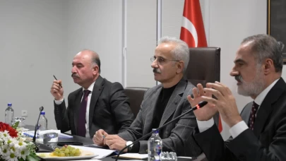 Bakan Uraloğlu: Delice-Çorum hızlı tren hattında yüzde 13.75 ilerleme sağlandı