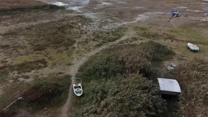 Sapanca Gölü'ndeki kuraklık su kalitesini düşürüyor