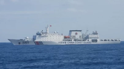 Çin gemileri Japon kara sularını ihlal etti! Senkaku Adaları’nda gerilim tırmanıyor
