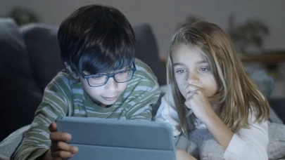 Çocuklara sosyal medya yasağı geliyor mu? Bakanlık radikal düzenlemeyi hazırladı: 15 yaş altına hesap açmak yasaklanabilir!