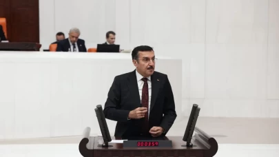 AKP’li Tüfenkci: “Türkiye 21 çeyrektir aralıksız büyüyor”