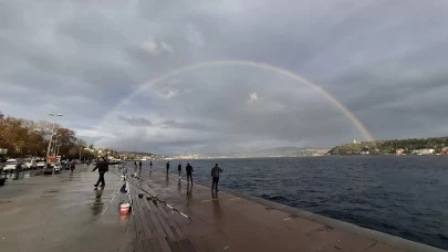 İstanbul Boğazı’nda gökkuşağı sürprizi