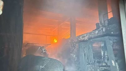 Uşak'ta fabrika yangını