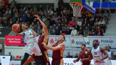 Trabzonspor, potada Aliağa Petkimspor'u farklı geçti