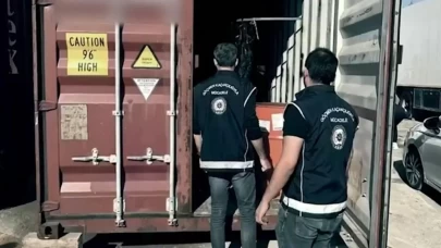 Mersin Limanı'nda göçmen kaçakçılığı operasyonu