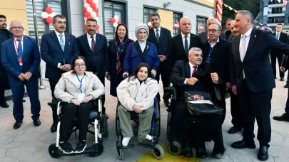 Emine Erdoğan: Karadeniz Ereğli kampüsü kalplere güç versin