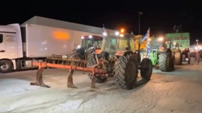 Yunanistan’da çiftçi eylemi Türkiye sınırını kilitledi! Tır ve araç geçişlerinde büyük kaos