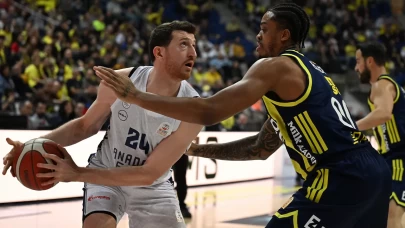 Fenerbahçe, Anadolu Efes'i uzatmada devirdi