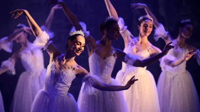 Samsun Devlet Opera ve Balesi "Fındıkkıran" balesinin prömiyerini yaptı