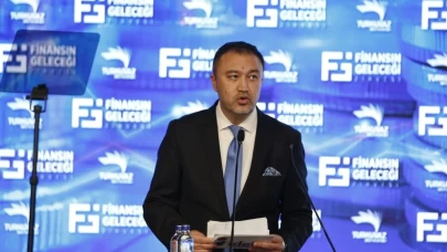 idefix Genel Müdürü Onur Bayhan, 5. Finansın Geleceği Zirvesi’nde E-Ticaretin Bugünü ve Geleceğini Değerlendirdi!