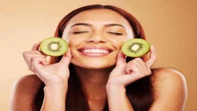 Cilt tonunu doğal yoldan eşitlemenin en pratik hali