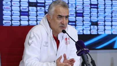 Mehmet Altıparmak’tan hakem tepkisi