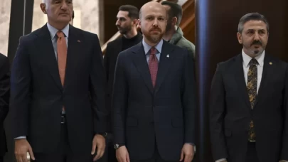 "Evvel Bir Mirasın İzinde" karma sergisi Millet Kütüphanesi'nde açıldı