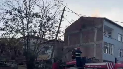 Dumandan etkilenen baba ve oğul hastaneye kaldırıldı