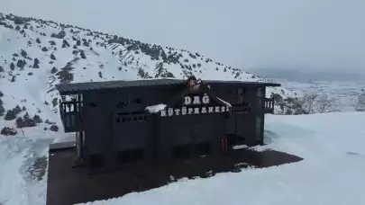 Ergan Dağı Kayak Merkezi'nde 'Dağ Kütüphanesi' açıldı