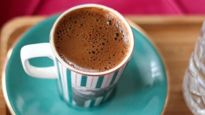 Bol köpüklü Türk kahvesi yapmanın püf noktaları: Fincandan taşan köpüklerin sırrı