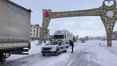 Bingöl-Erzurum kara yolu tır geçişlerine açıldı