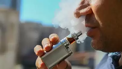 Uzmanlardan elektronik sigara uyarısı!