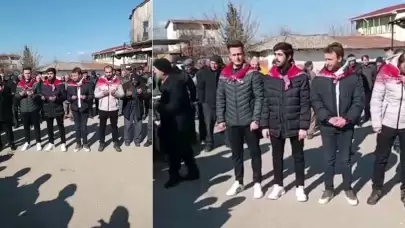 Kınalı kuzular dualarla askere uğurlandı