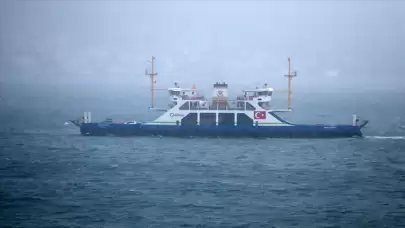 Ege Denizi'nde fırtına nedeniyle Kabatepe-Gökçeada seferleri iptal edildi