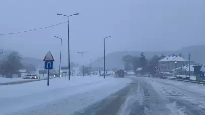 Bolu Dağı ulaşıma açıldı: Küçük araçların geçişine izin veriliyor