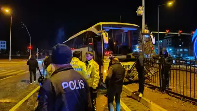 Bingöl'de feci kaza: 2'si ağır 4 yaralı