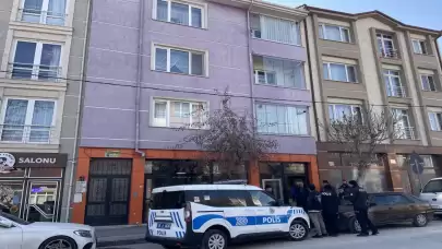 Eskişehir'de balkondan düşen Alzheimer hastası kadın, hastaneye kaldırıldı